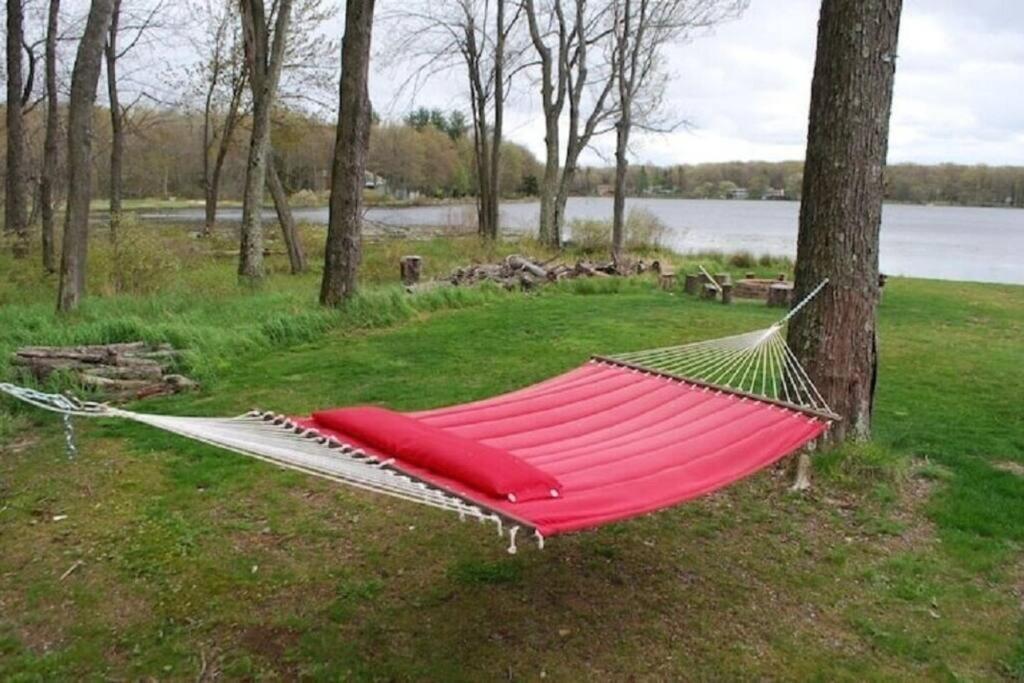 Hideaway - Lakehouse/spa/dock/ Сasa de vacaciones