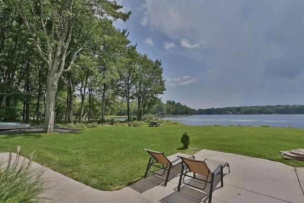 Hideaway - Lakehouse/spa/dock/ * Pocono Summit
