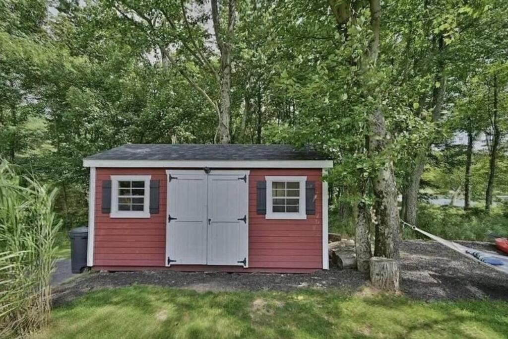 Hideaway - Lakehouse/spa/dock/ Pocono Summit